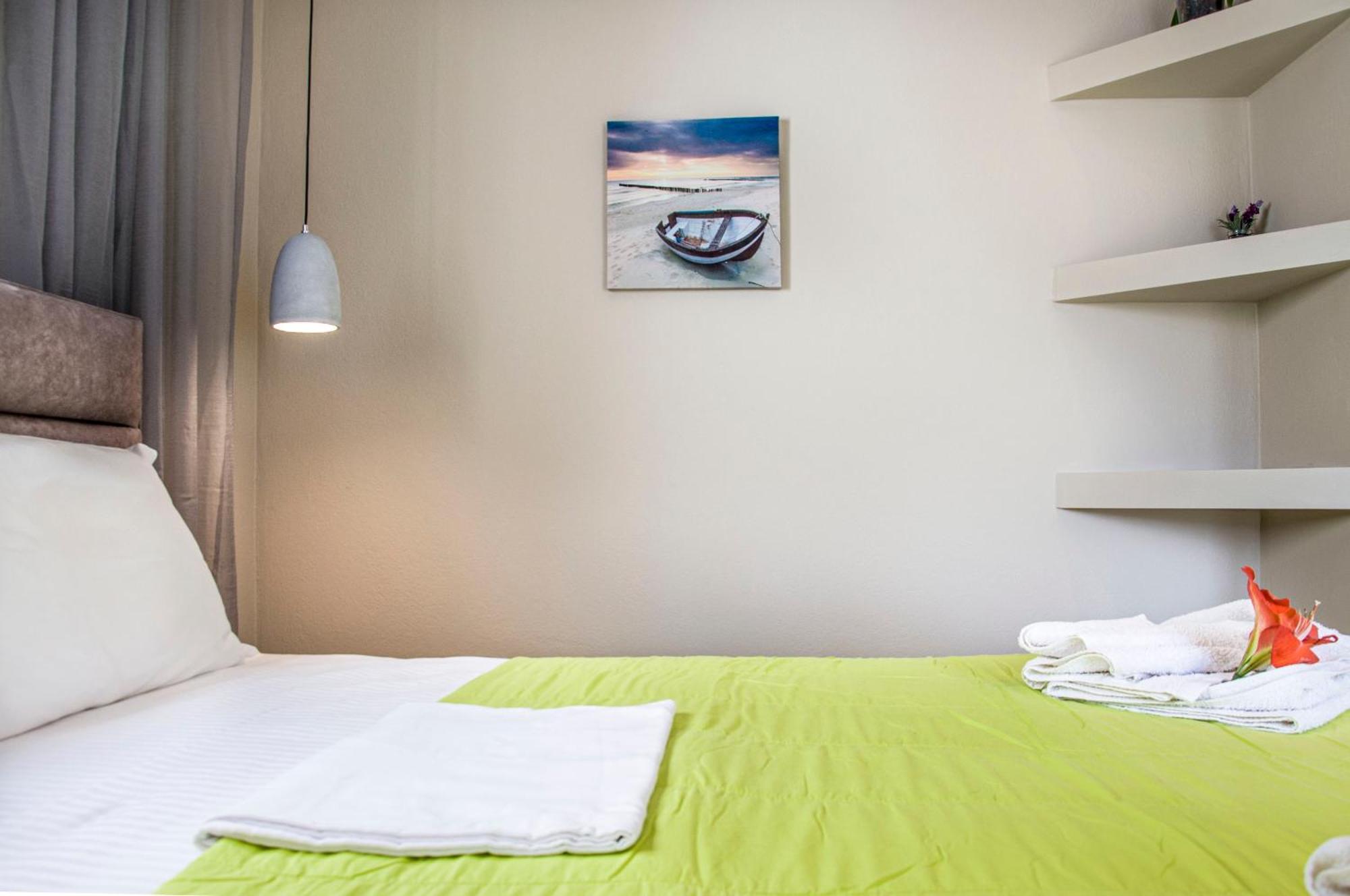 Christina Rooms Adamantas  Exteriér fotografie